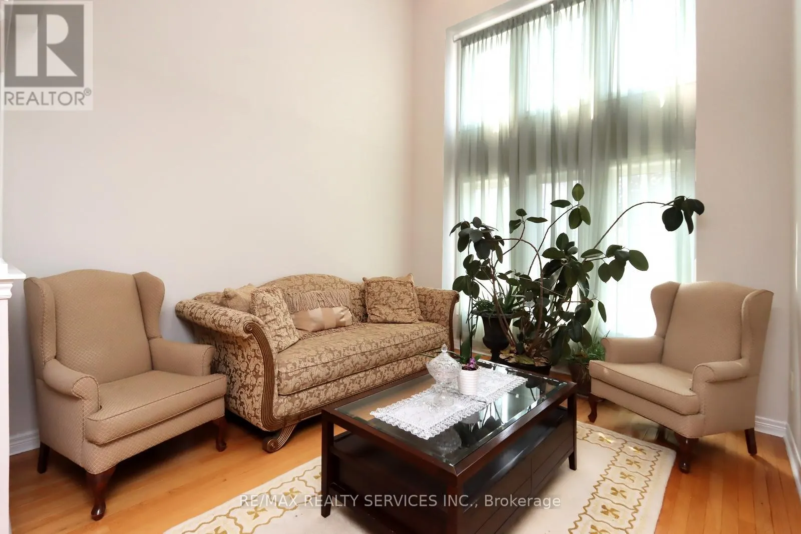 28 HOILE DRIVE