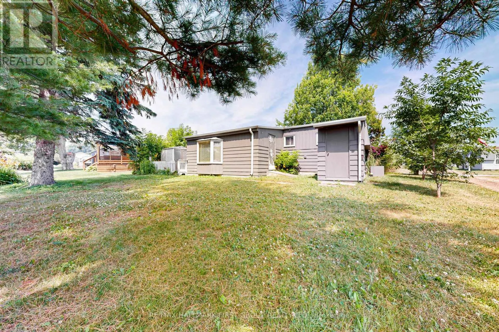 4 KAWARTHA ROAD