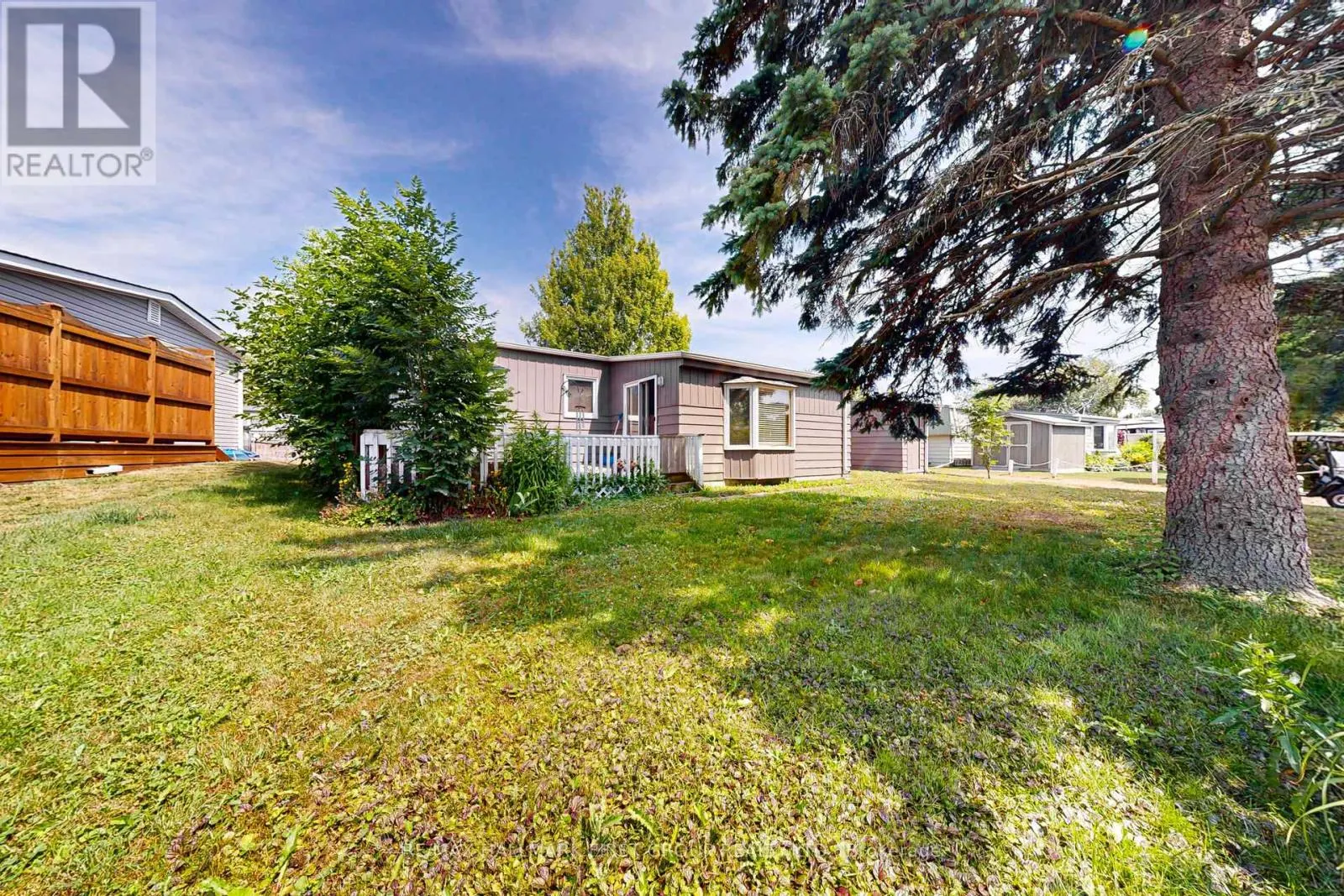 4 KAWARTHA ROAD
