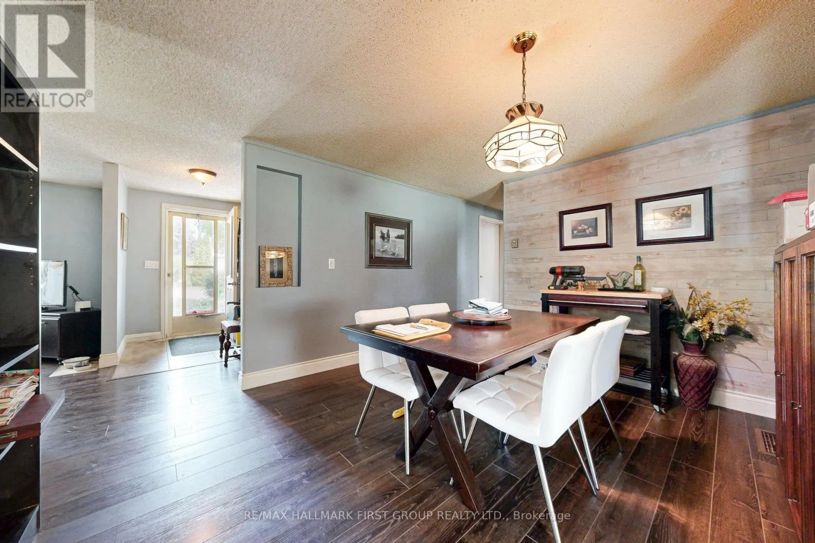 4 KAWARTHA ROAD