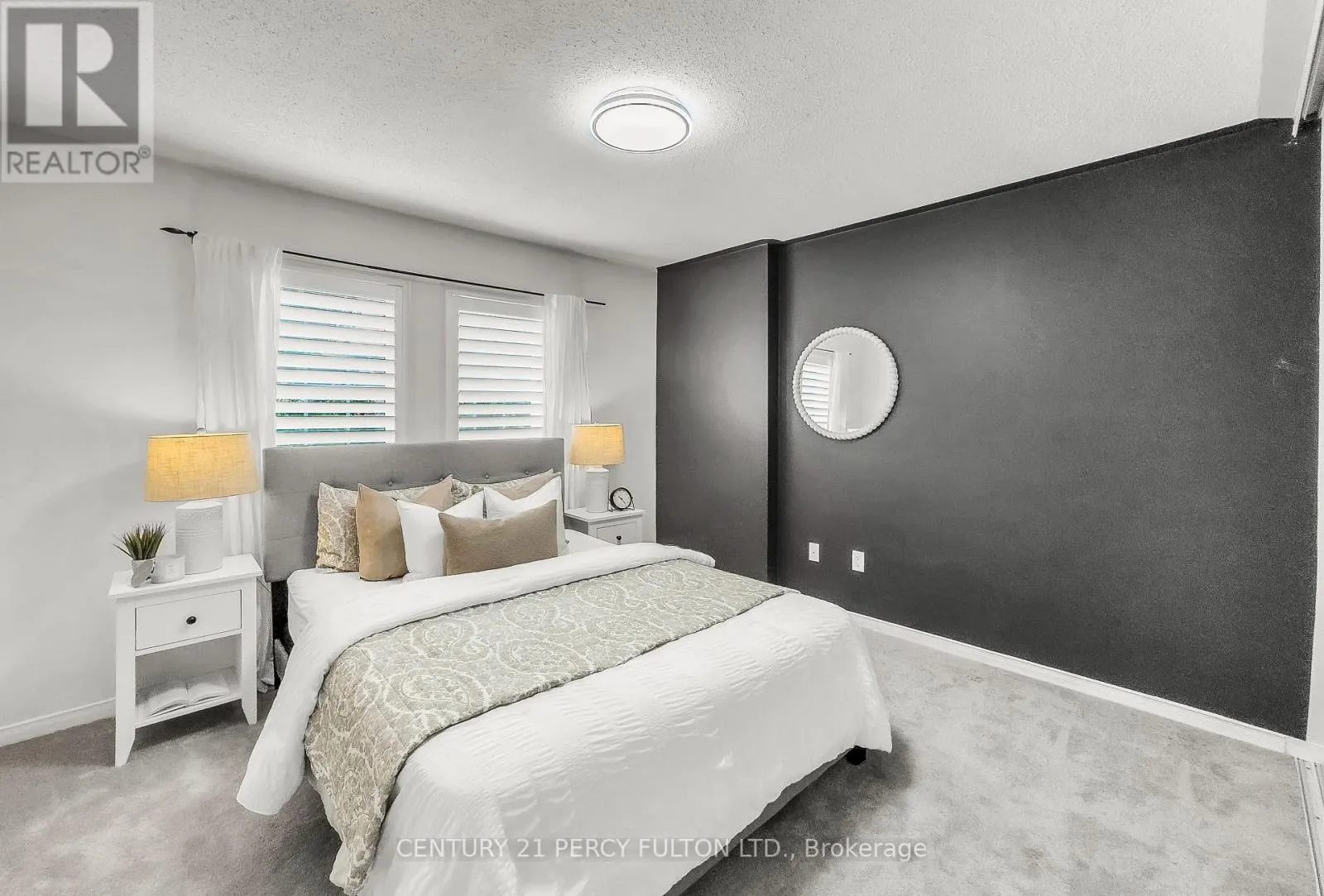 918 TAGGART CRESCENT