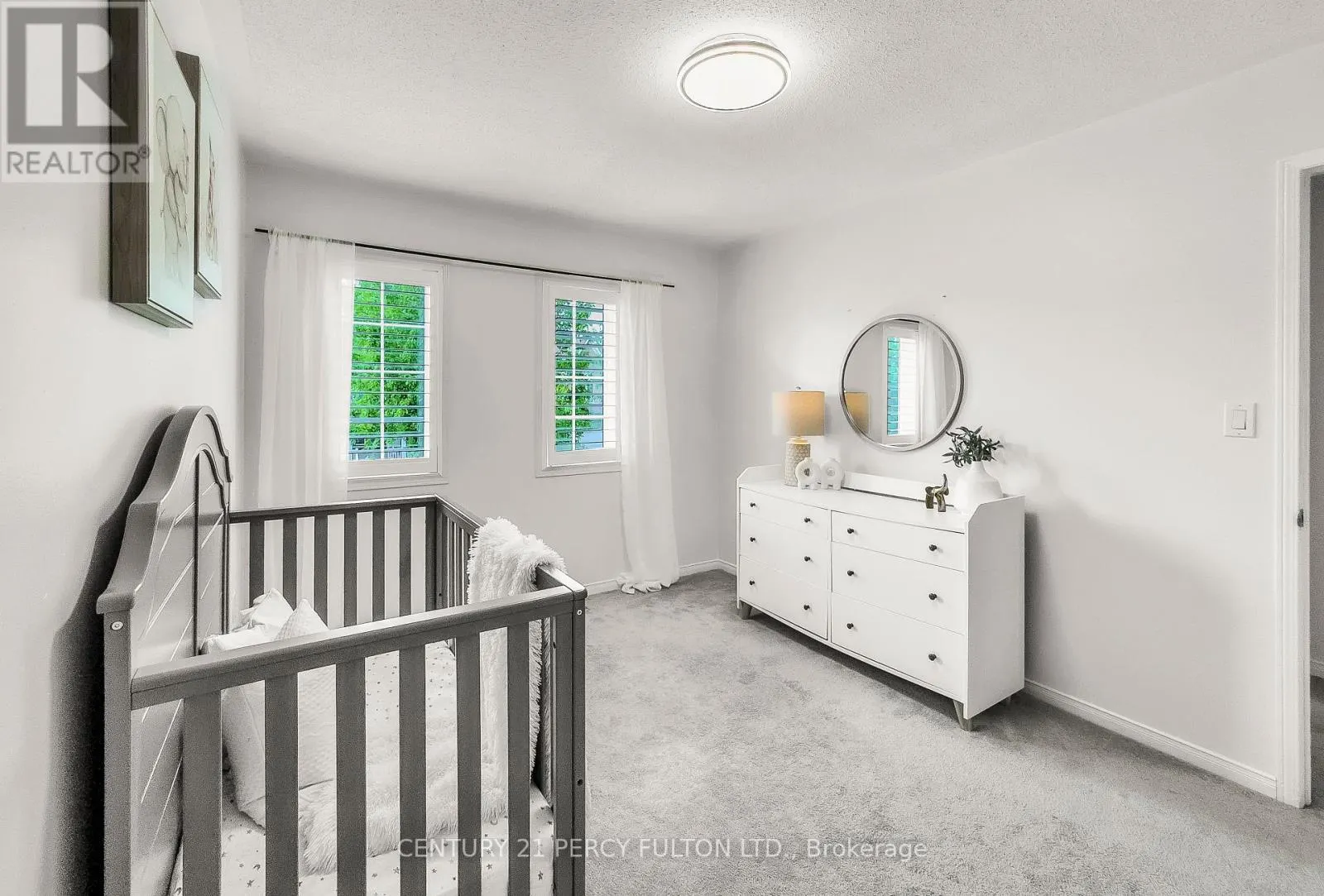 918 TAGGART CRESCENT