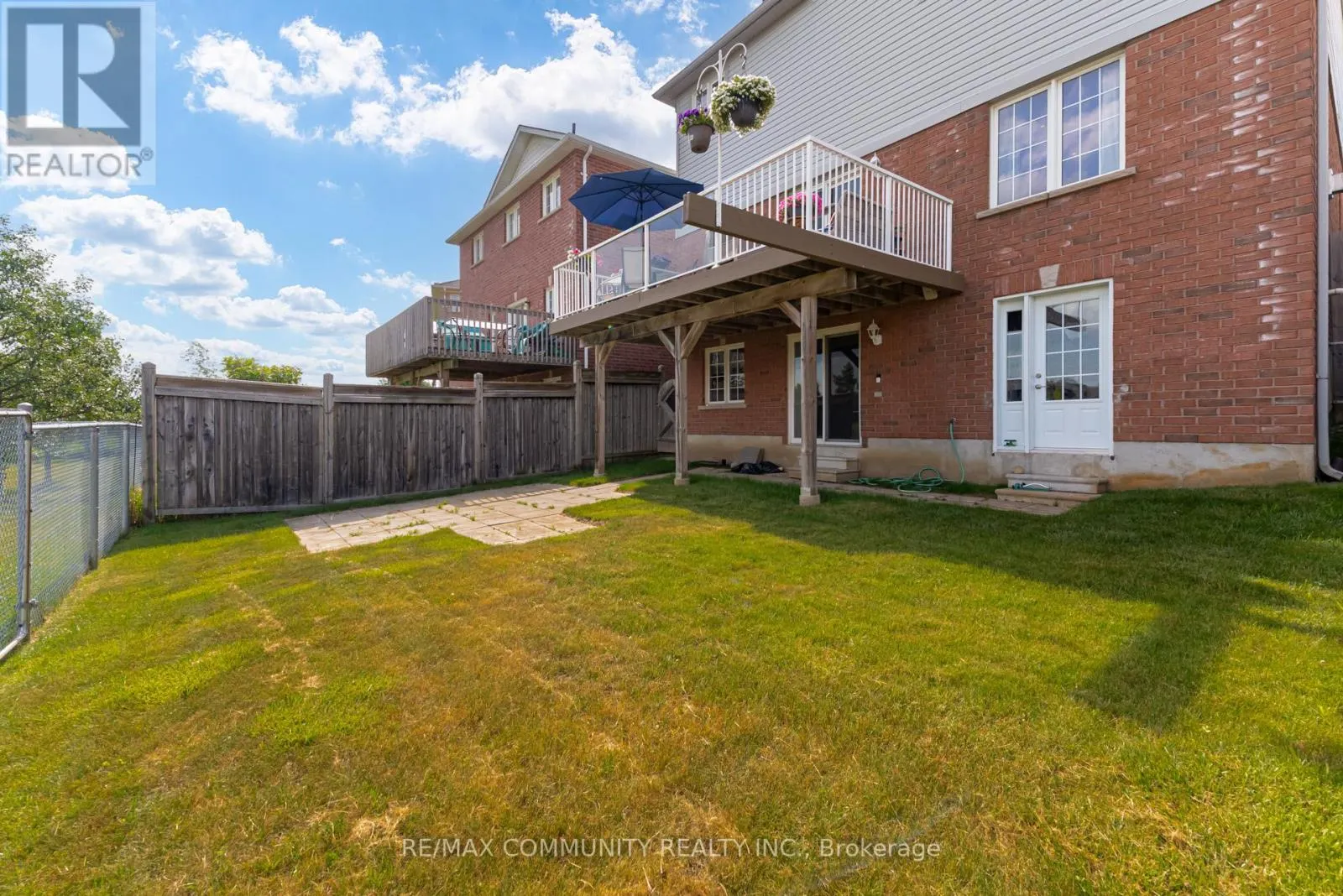 1852 BIRCHVIEW DRIVE