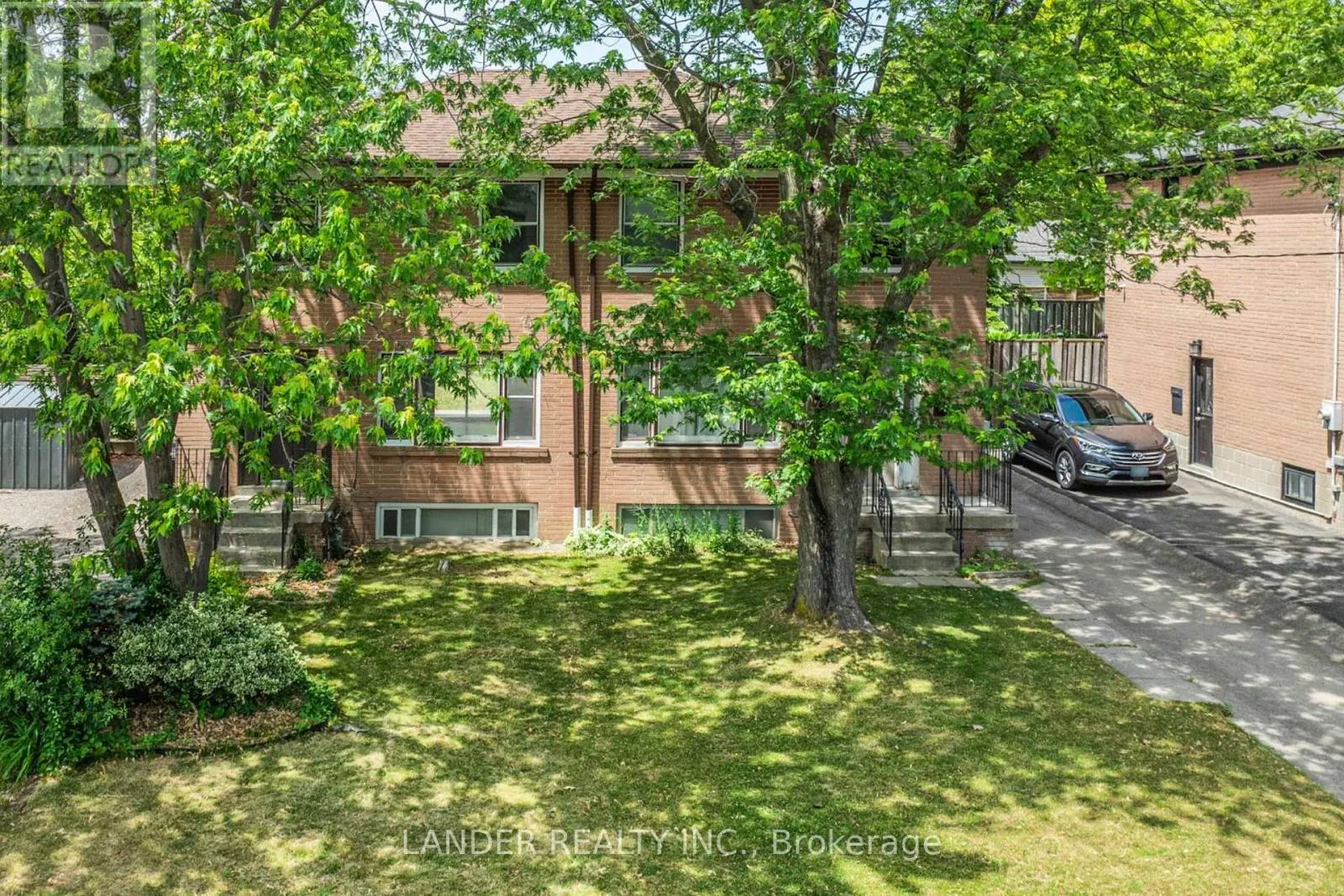 82 MINERVA AVENUE