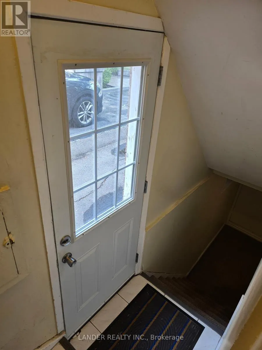 82 MINERVA AVENUE