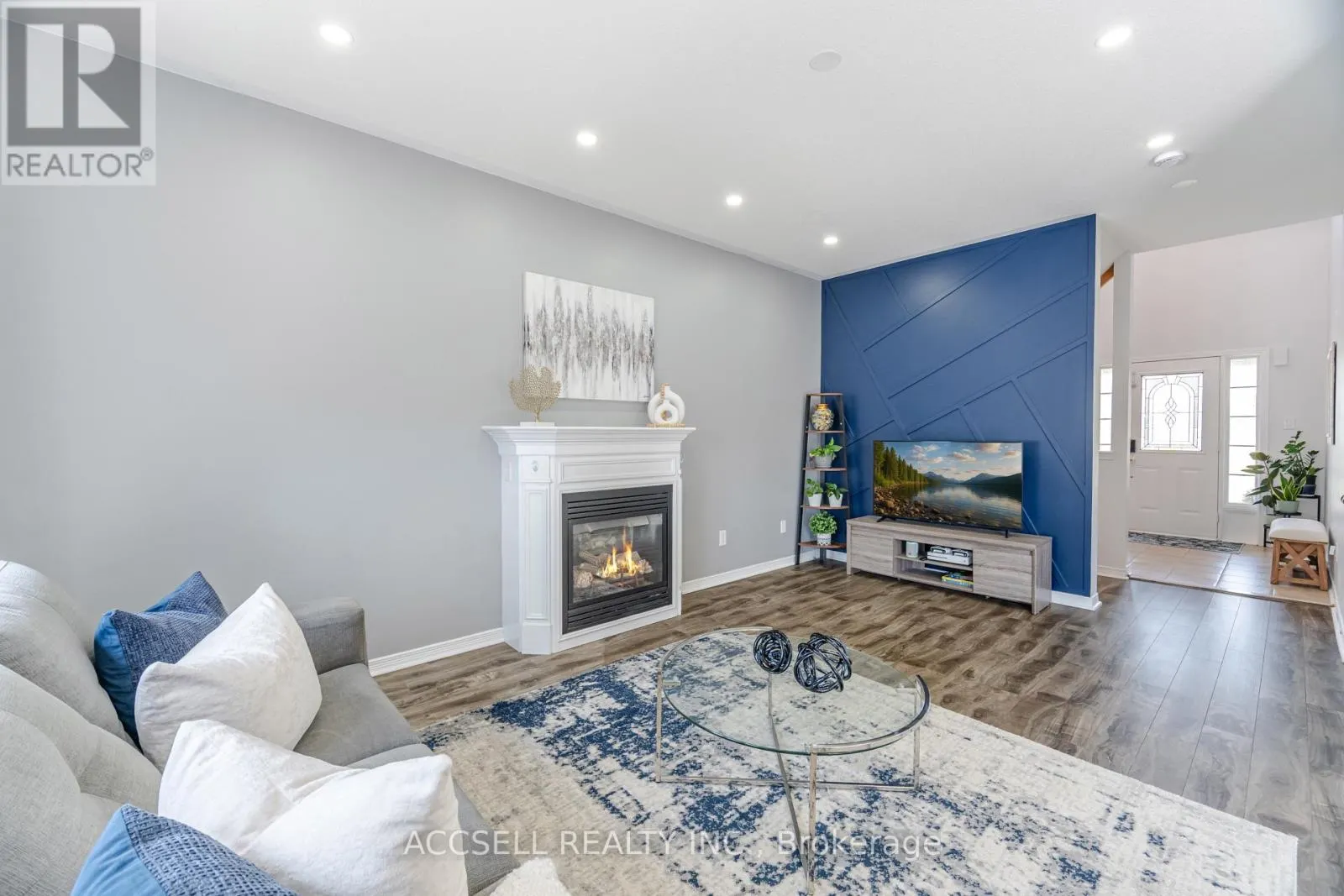 79 LOBB COURT