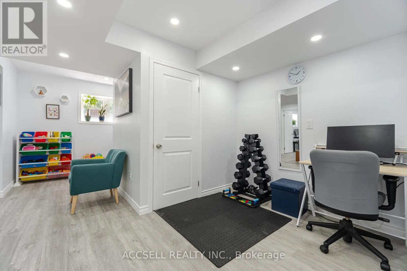 79 LOBB COURT