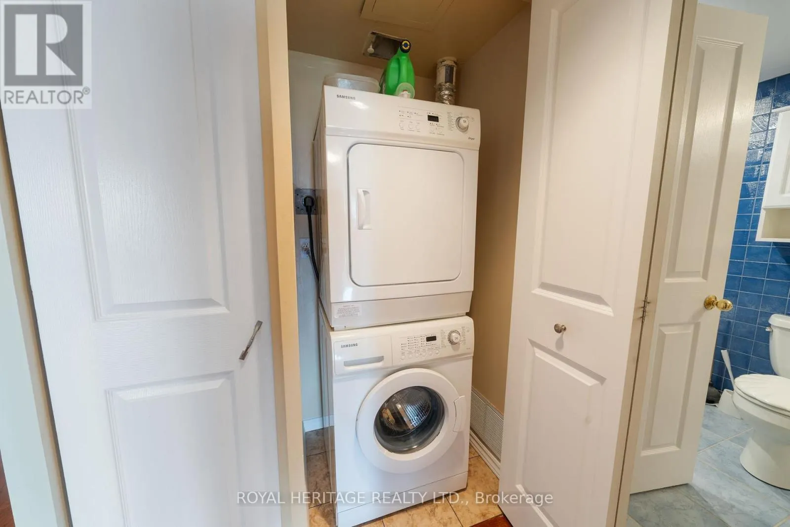306 - 45 CUMBERLAND LANE
