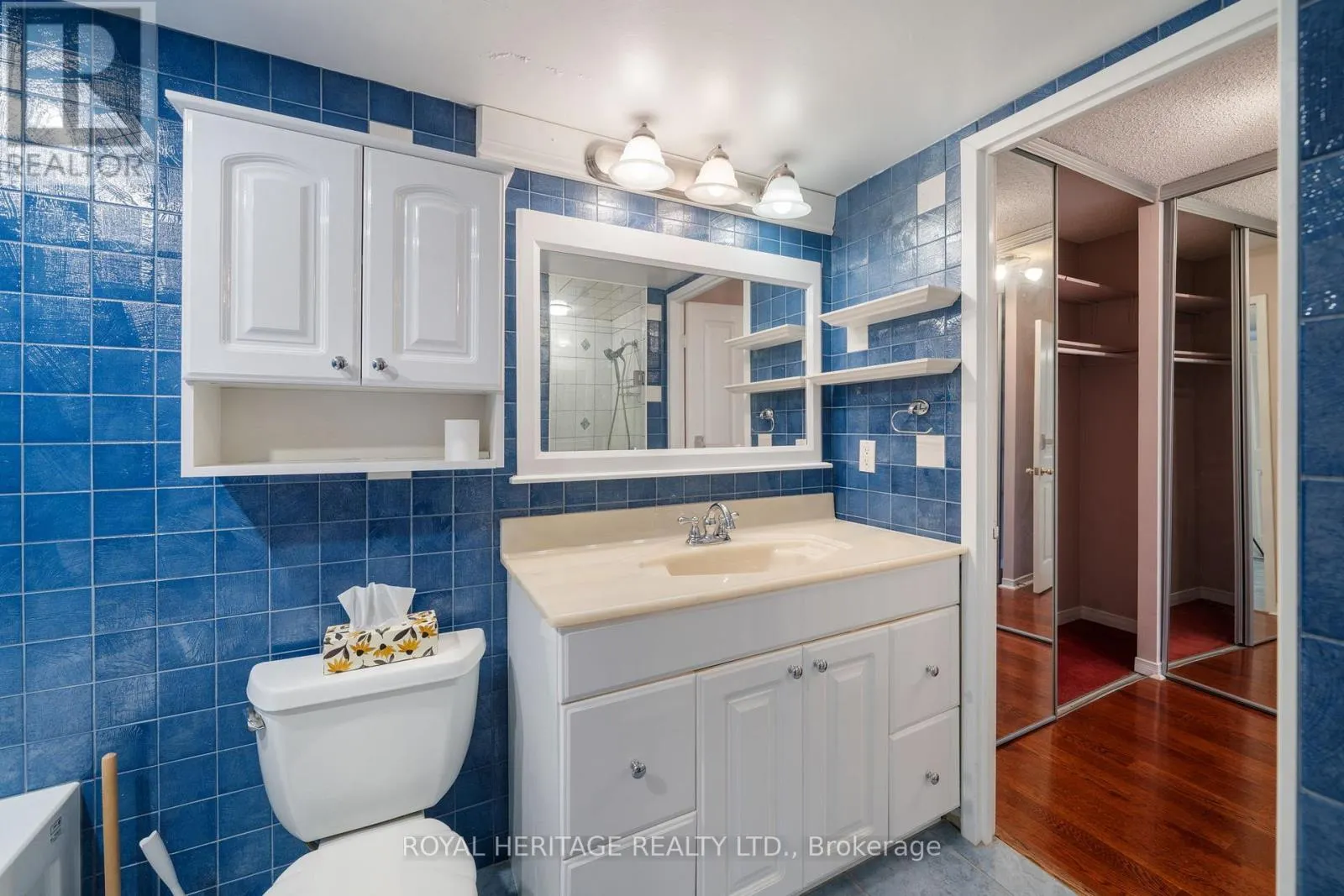 306 - 45 CUMBERLAND LANE