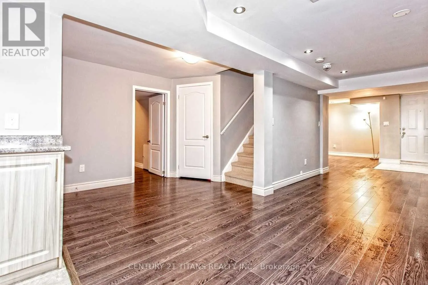 1597 AMBERLEA ROAD