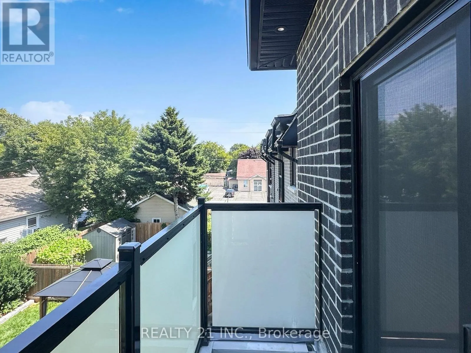 36 CRAIGLEE DRIVE