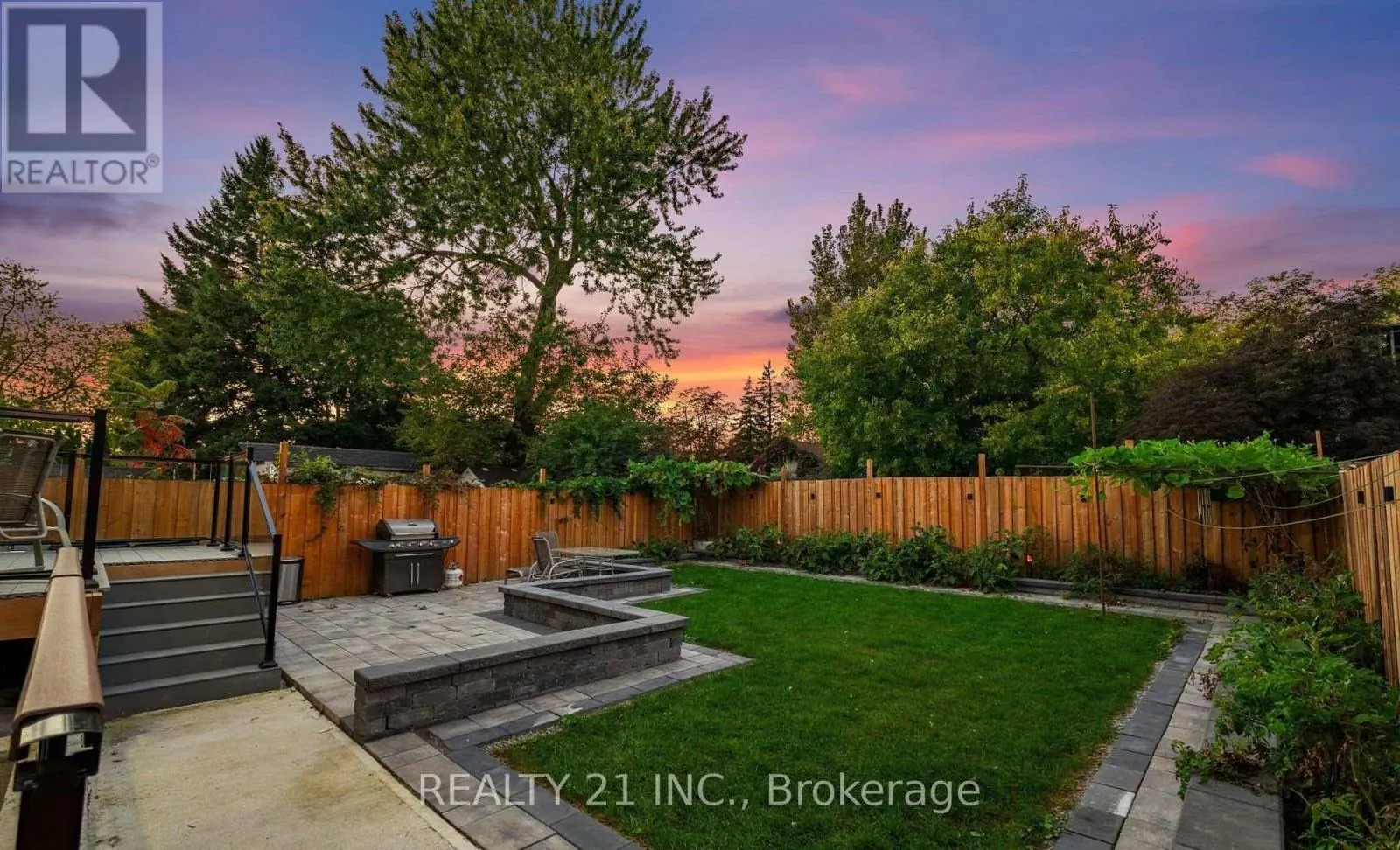 36 CRAIGLEE DRIVE