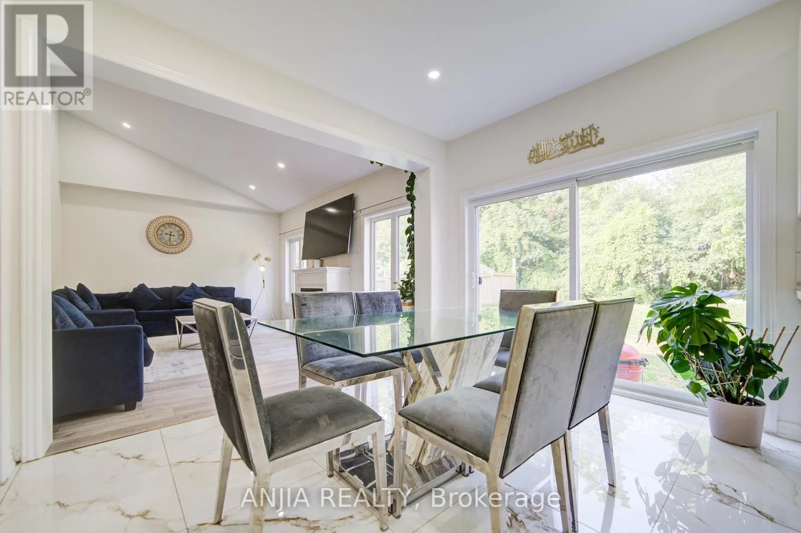 2036 KURELO DRIVE