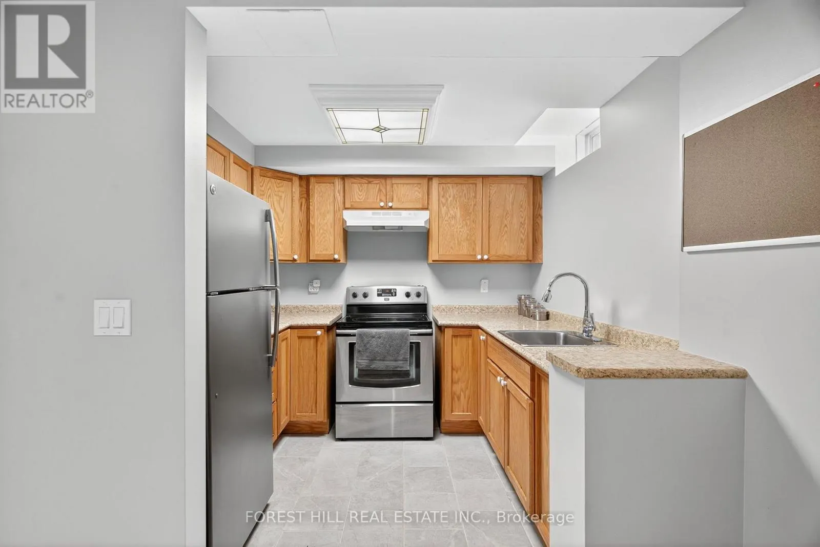 24 VESNA COURT