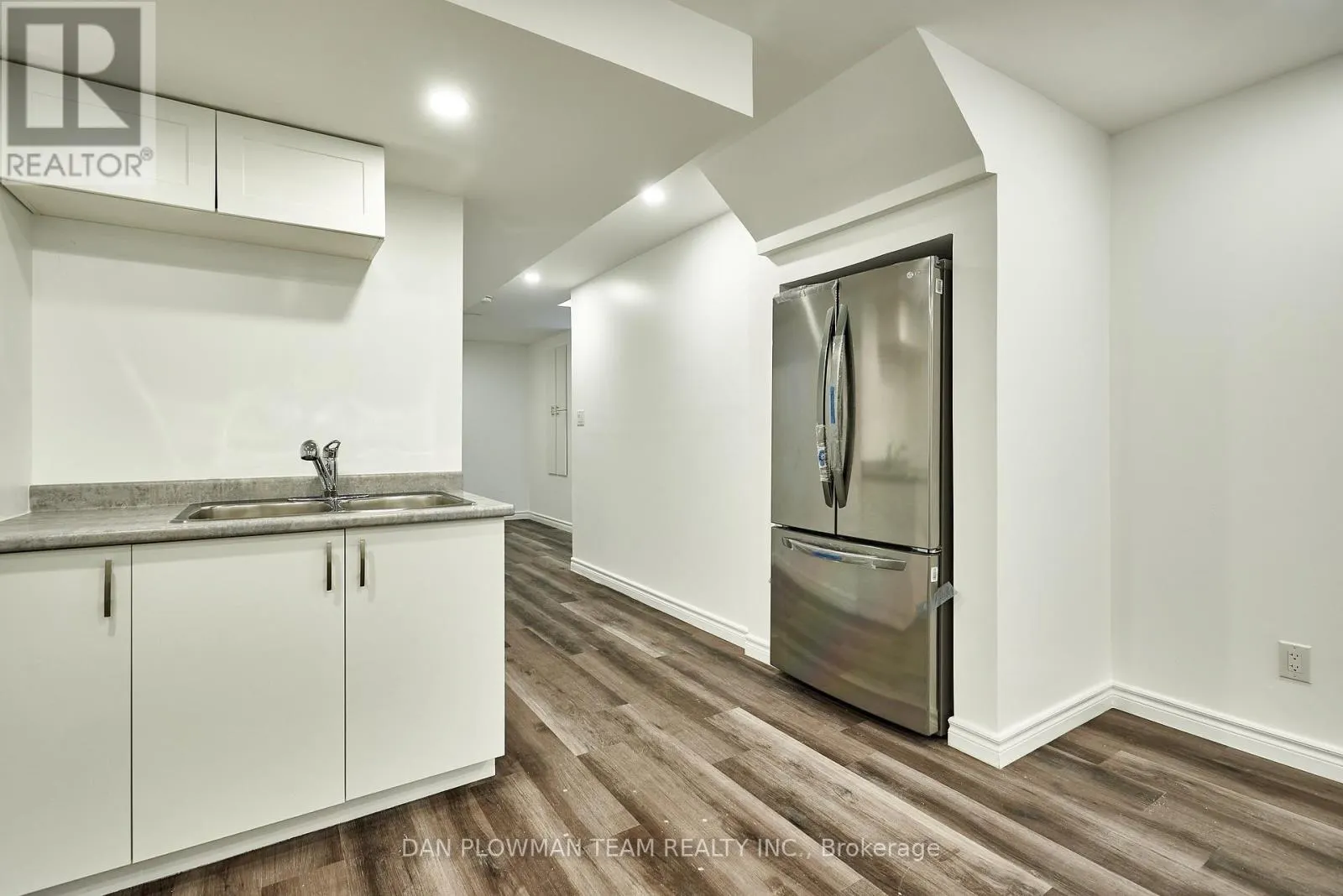 BASEMENT - 10 ST. IVES CRESCENT
