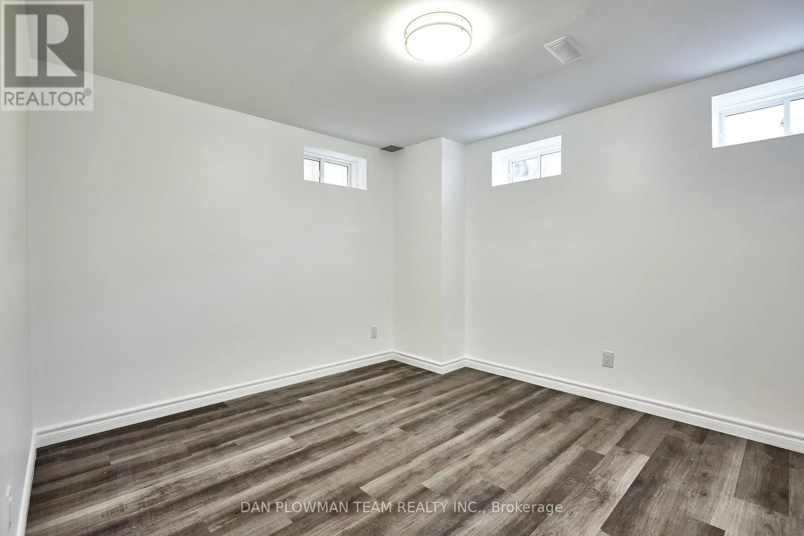 BASEMENT - 10 ST. IVES CRESCENT