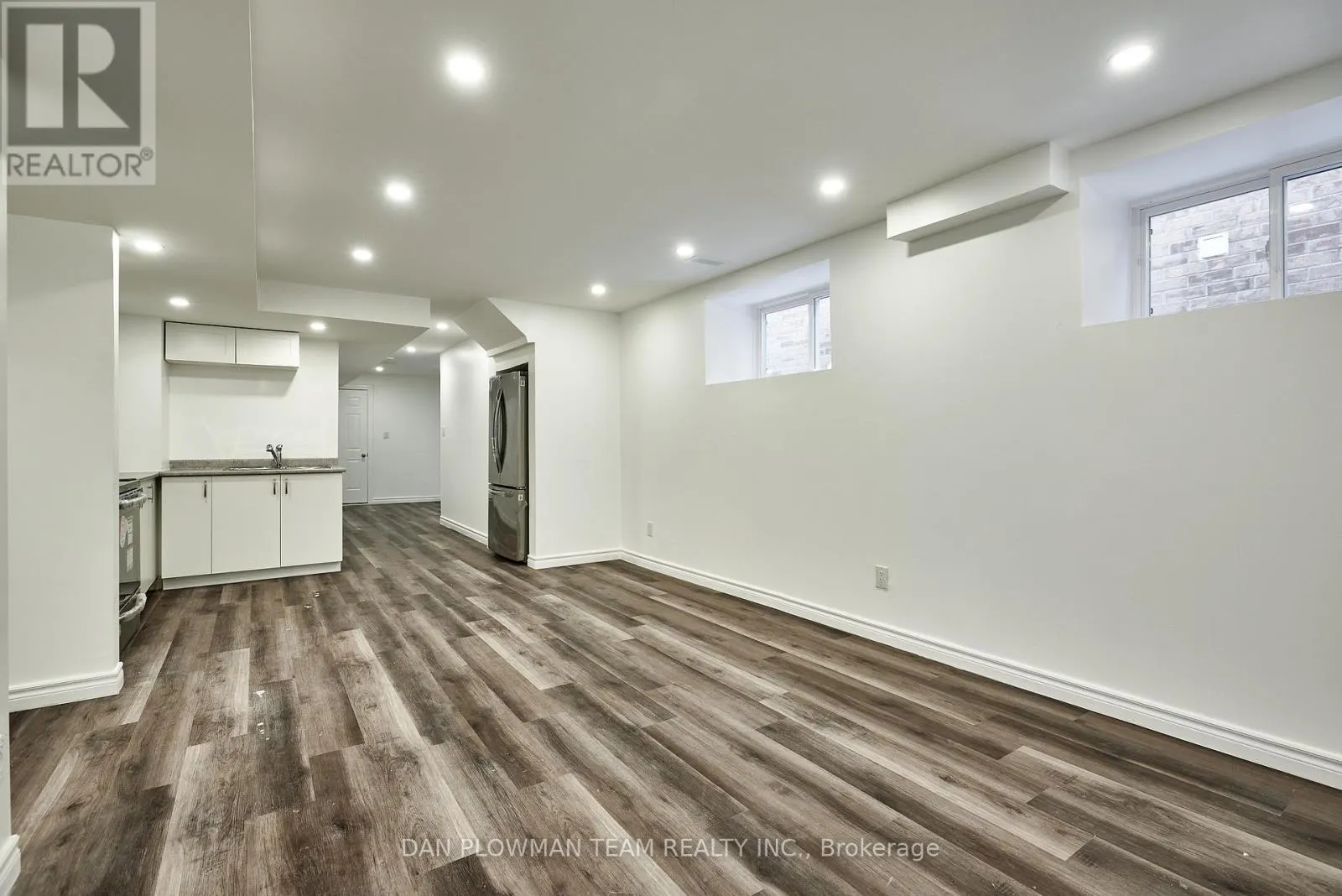BASEMENT - 10 ST. IVES CRESCENT