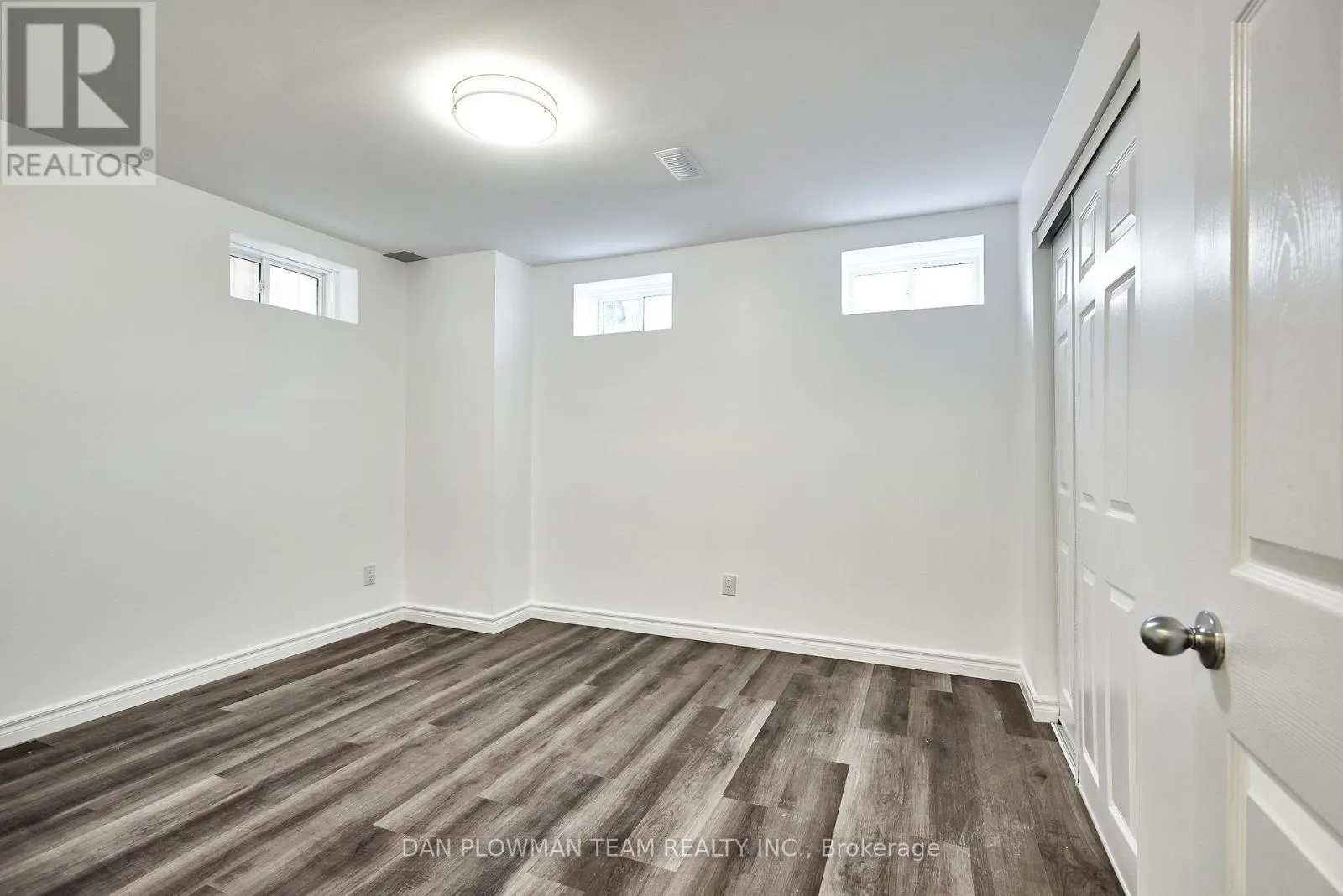 BASEMENT - 10 ST. IVES CRESCENT