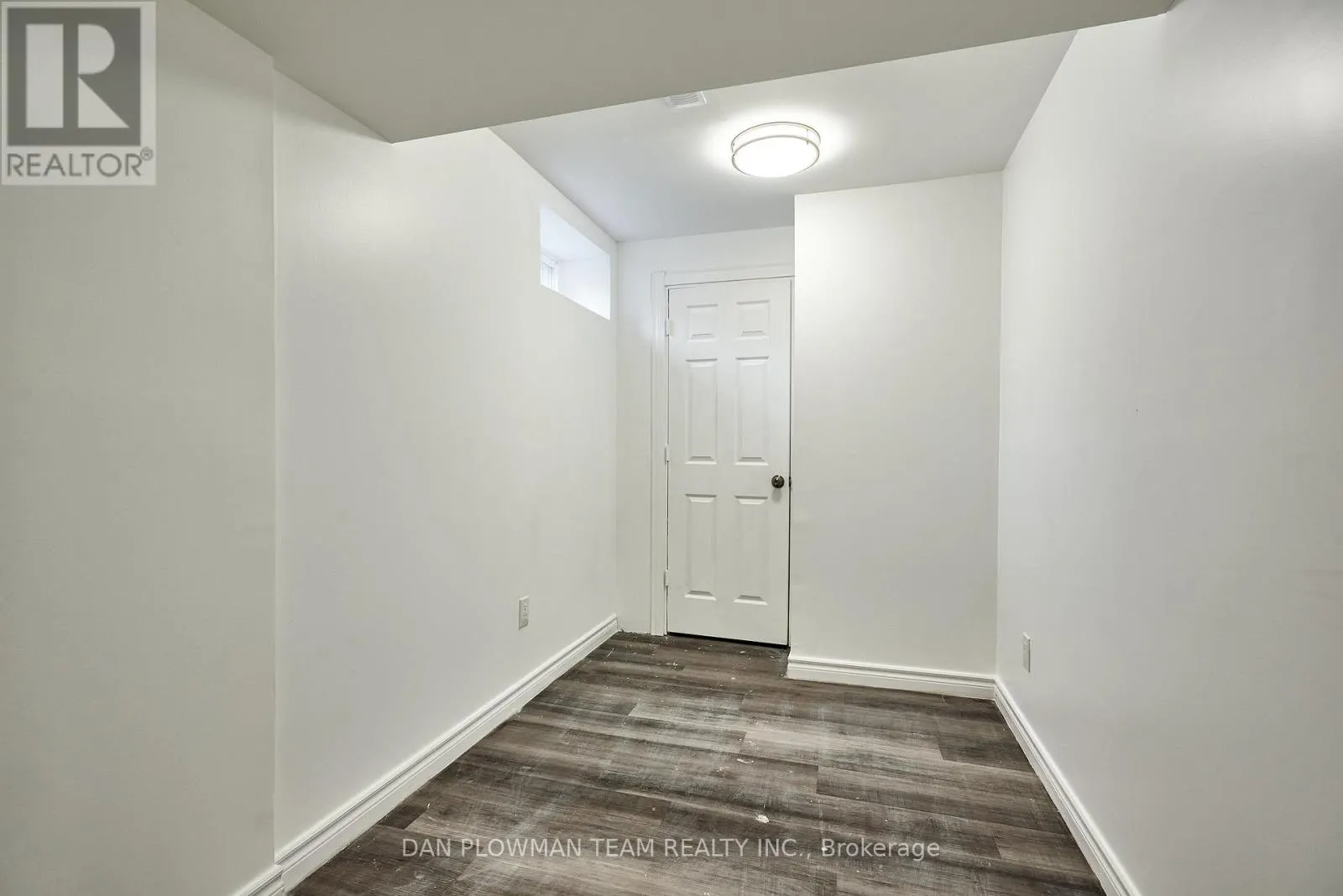 BASEMENT - 10 ST. IVES CRESCENT