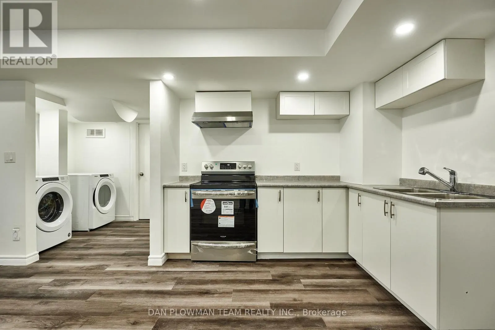 BASEMENT - 10 ST. IVES CRESCENT