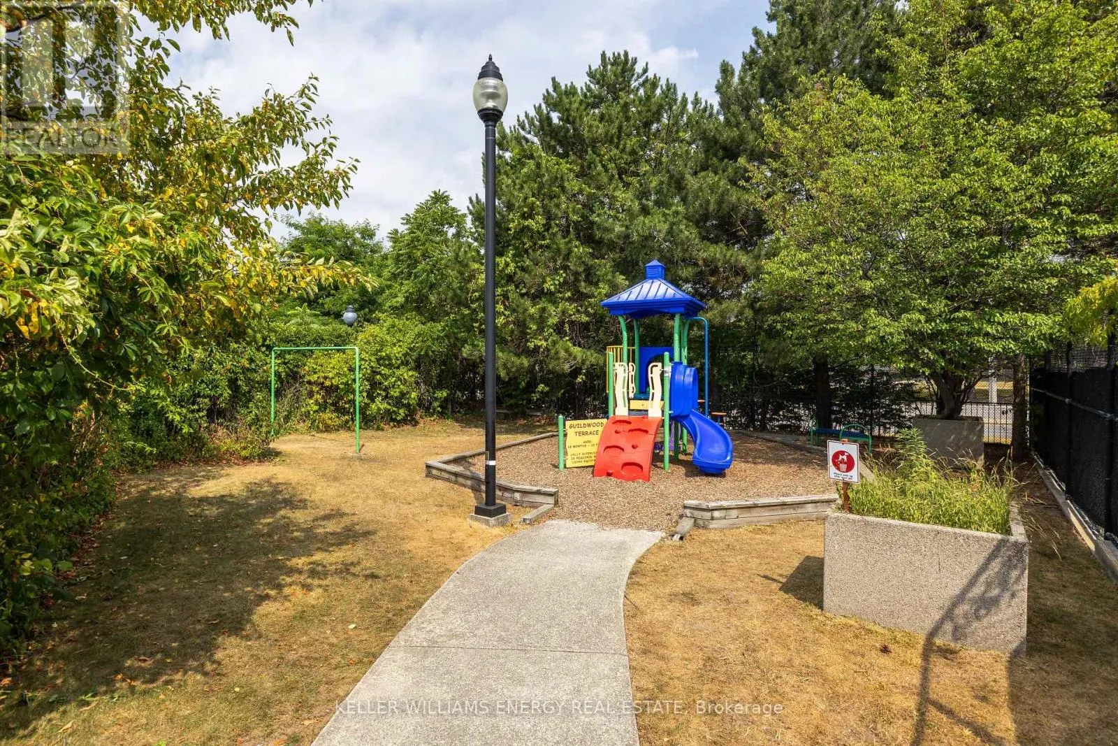 1107 - 3231 EGLINTON AVENUE E, #1107