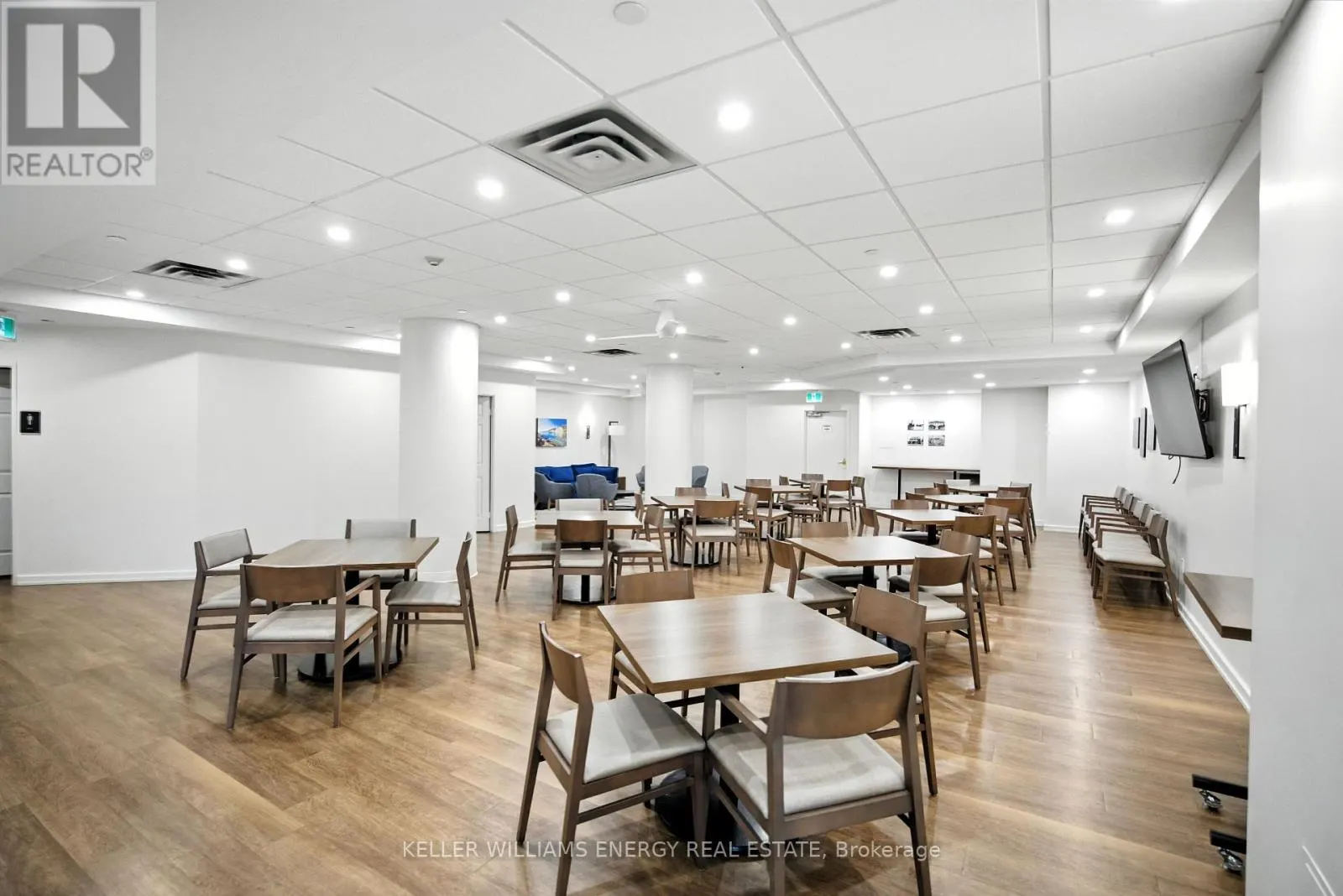 1107 - 3231 EGLINTON AVENUE E, #1107