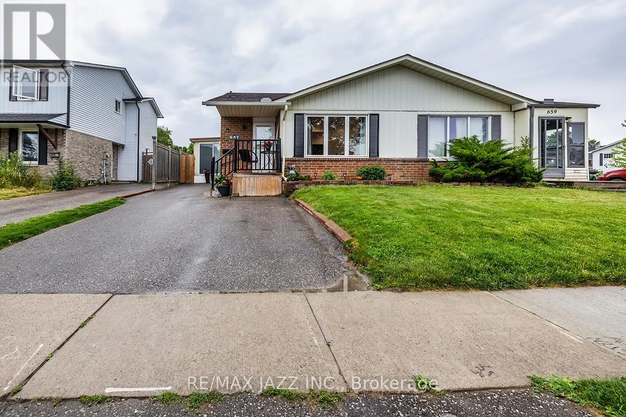 657 DORCHESTER DRIVE