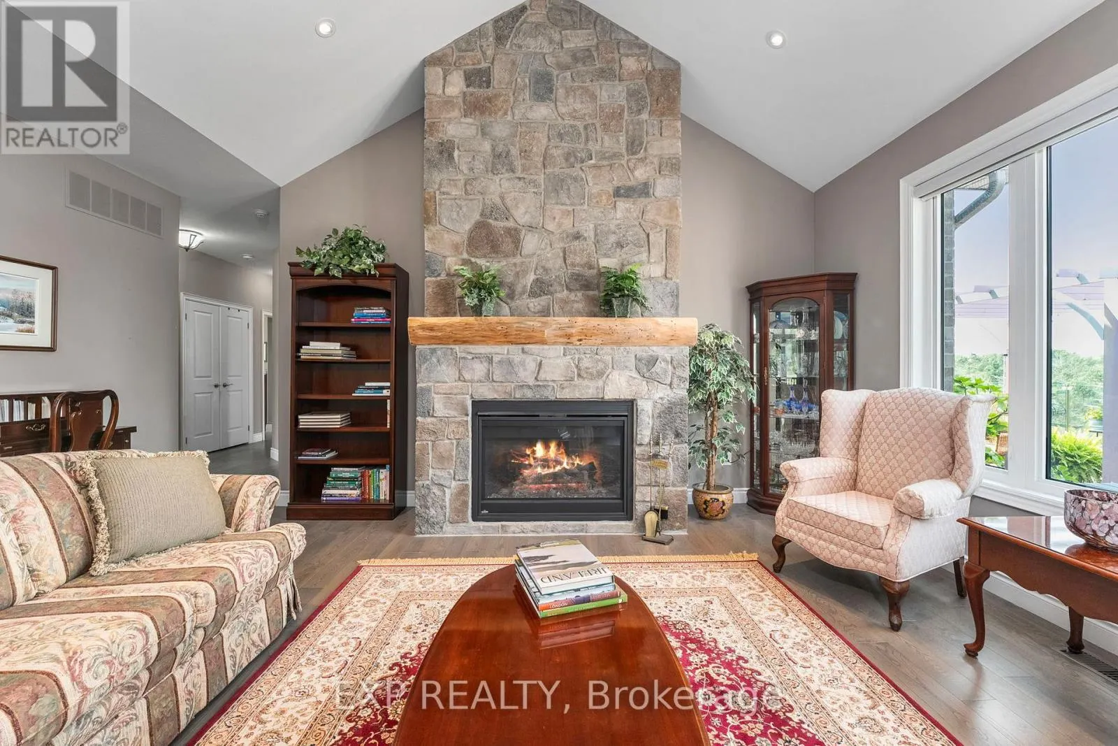 1295 SAINTFIELD ROAD
