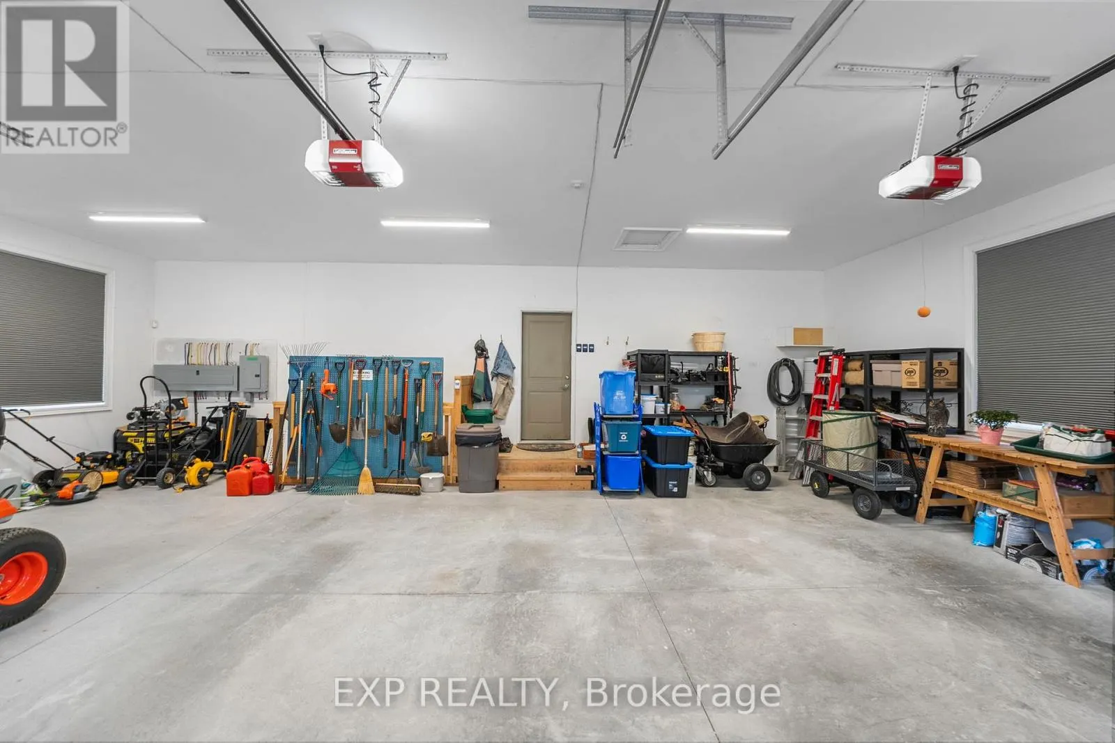 1295 SAINTFIELD ROAD