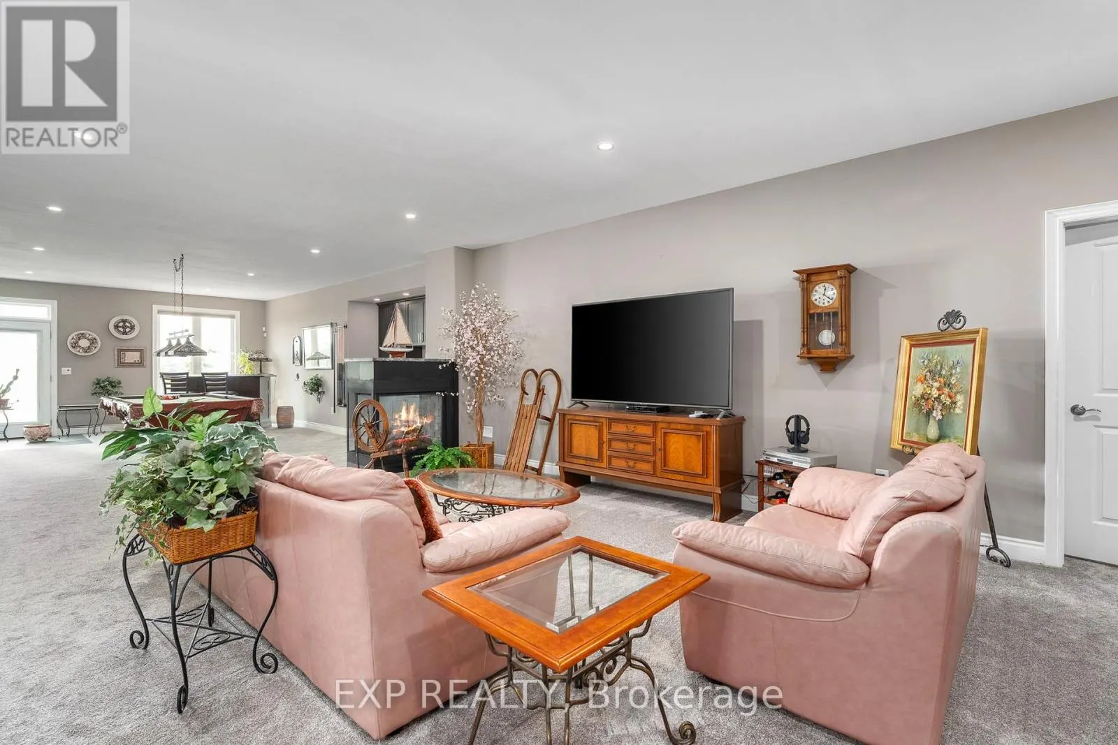 1295 SAINTFIELD ROAD