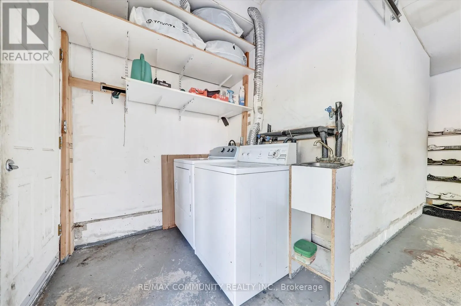63 - 2758 EGLINTON AVENUE E