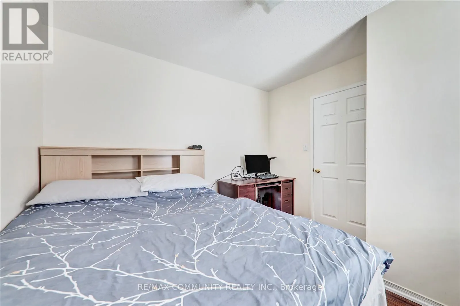 63 - 2758 EGLINTON AVENUE E