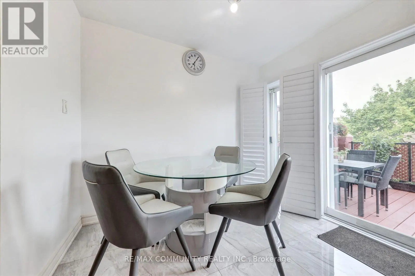 63 - 2758 EGLINTON AVENUE E