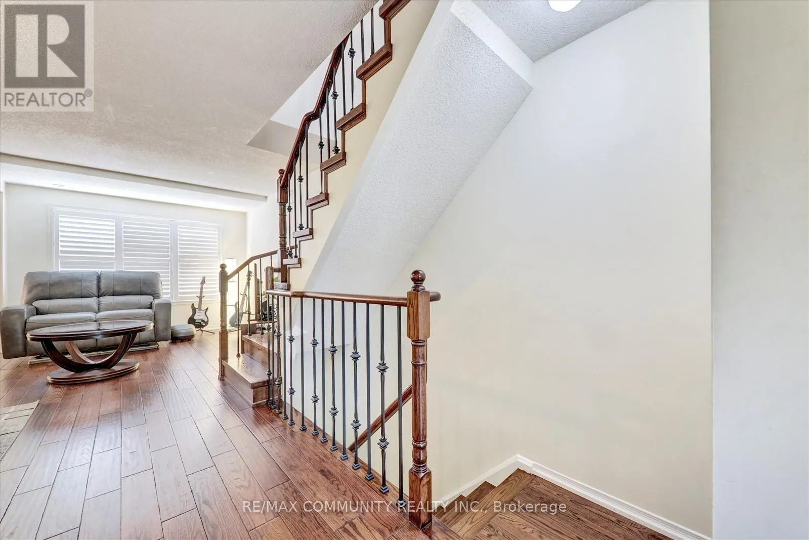 63 - 2758 EGLINTON AVENUE E