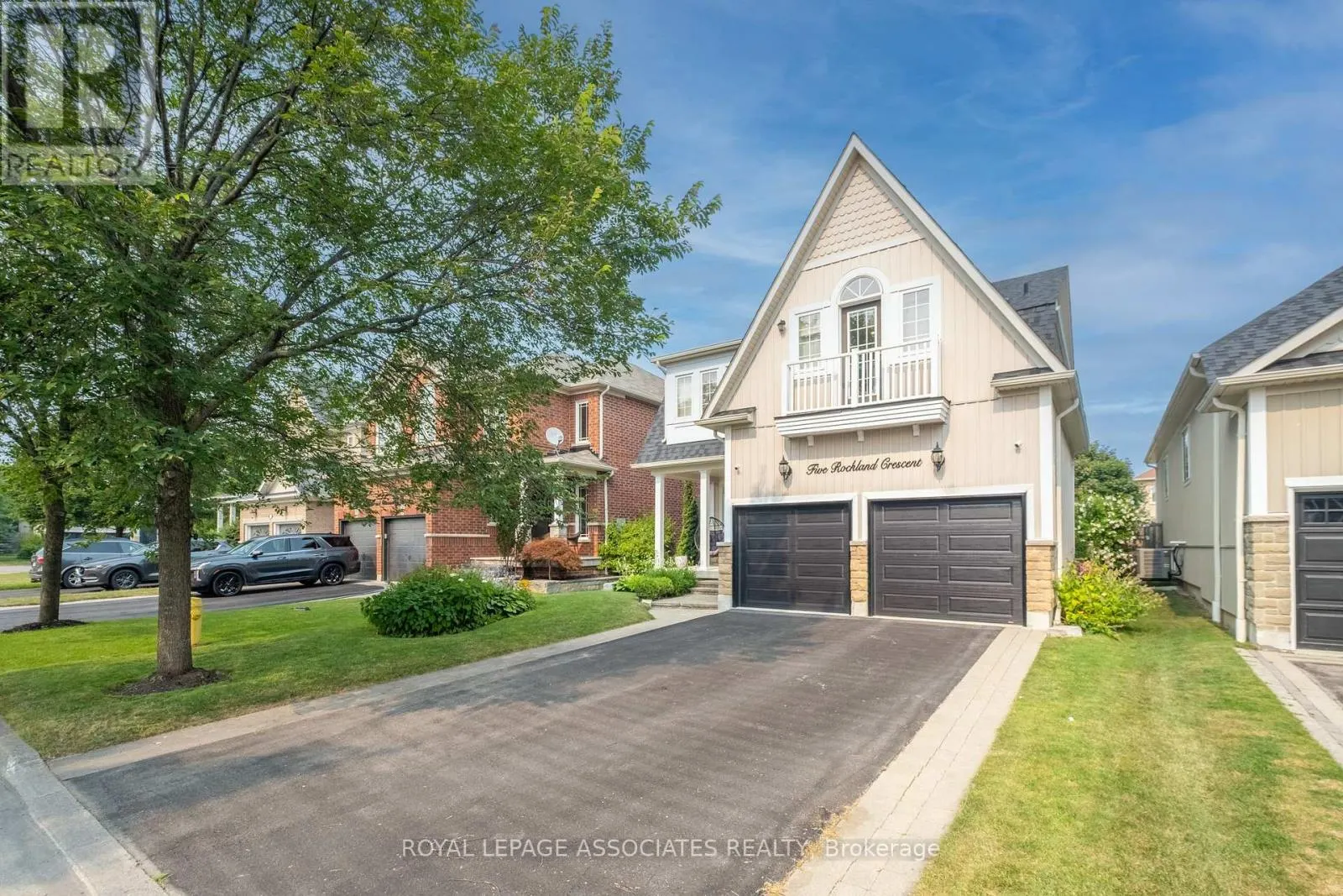 5 ROCKLAND CRESCENT
