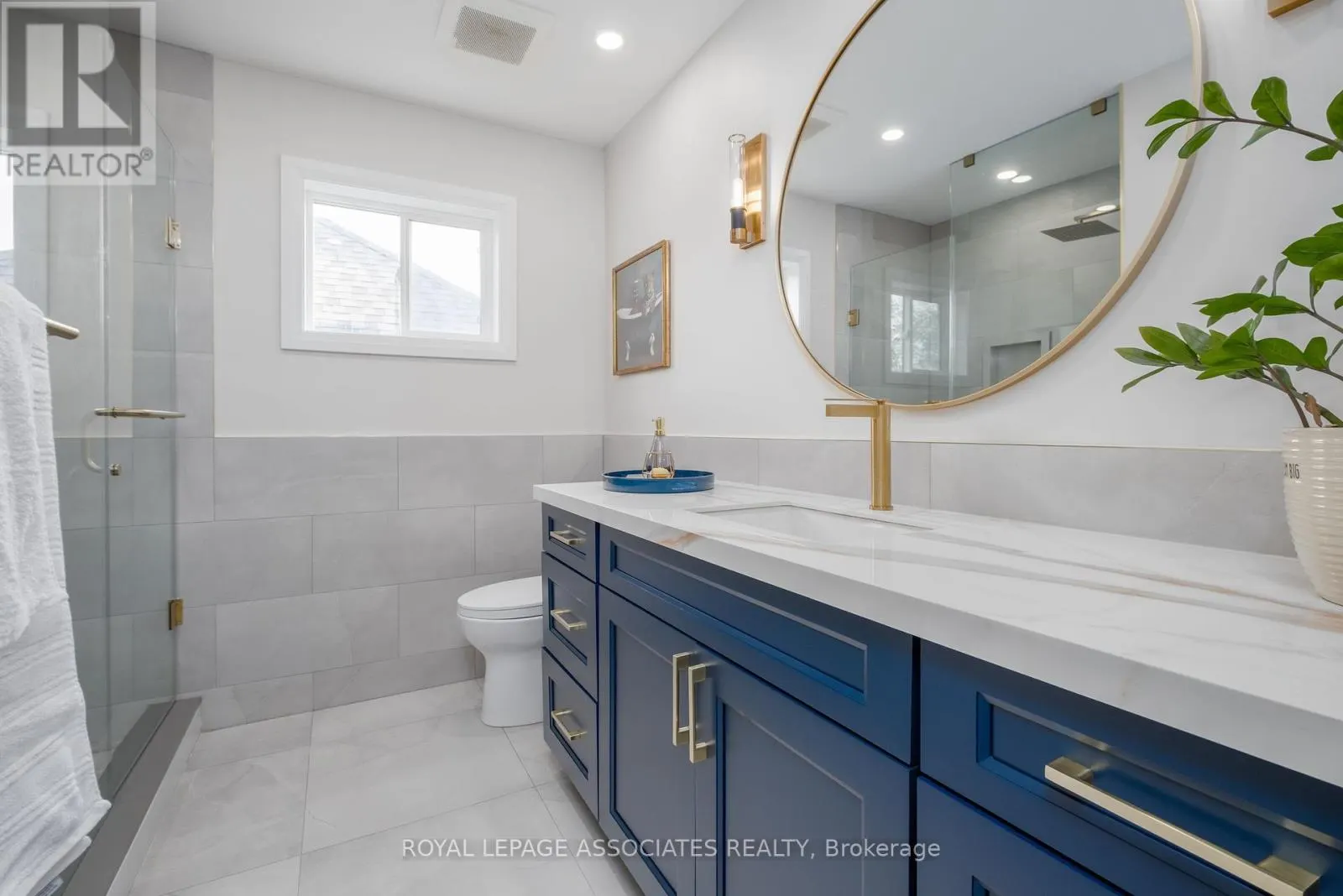 5 ROCKLAND CRESCENT