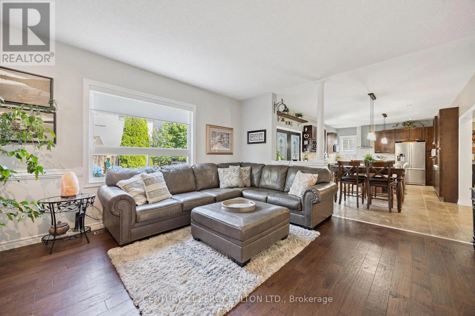 35 JENNINGS DRIVE