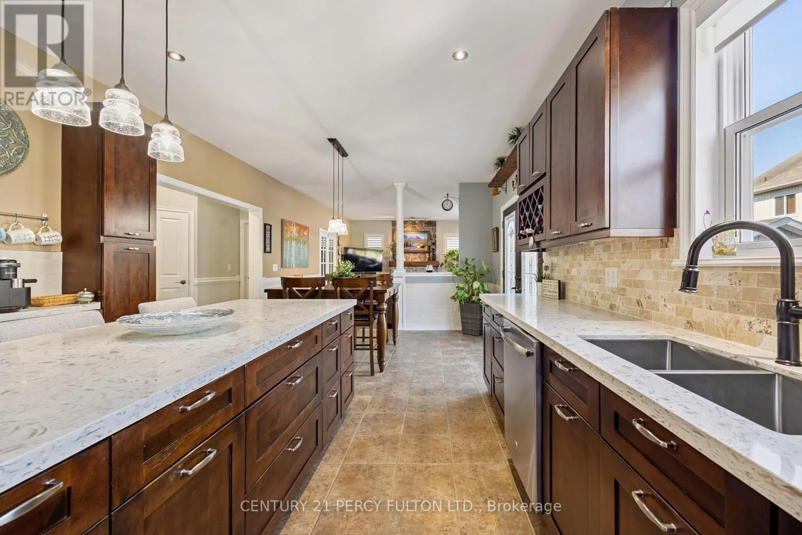 35 JENNINGS DRIVE