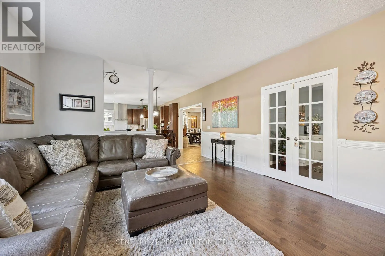 35 JENNINGS DRIVE