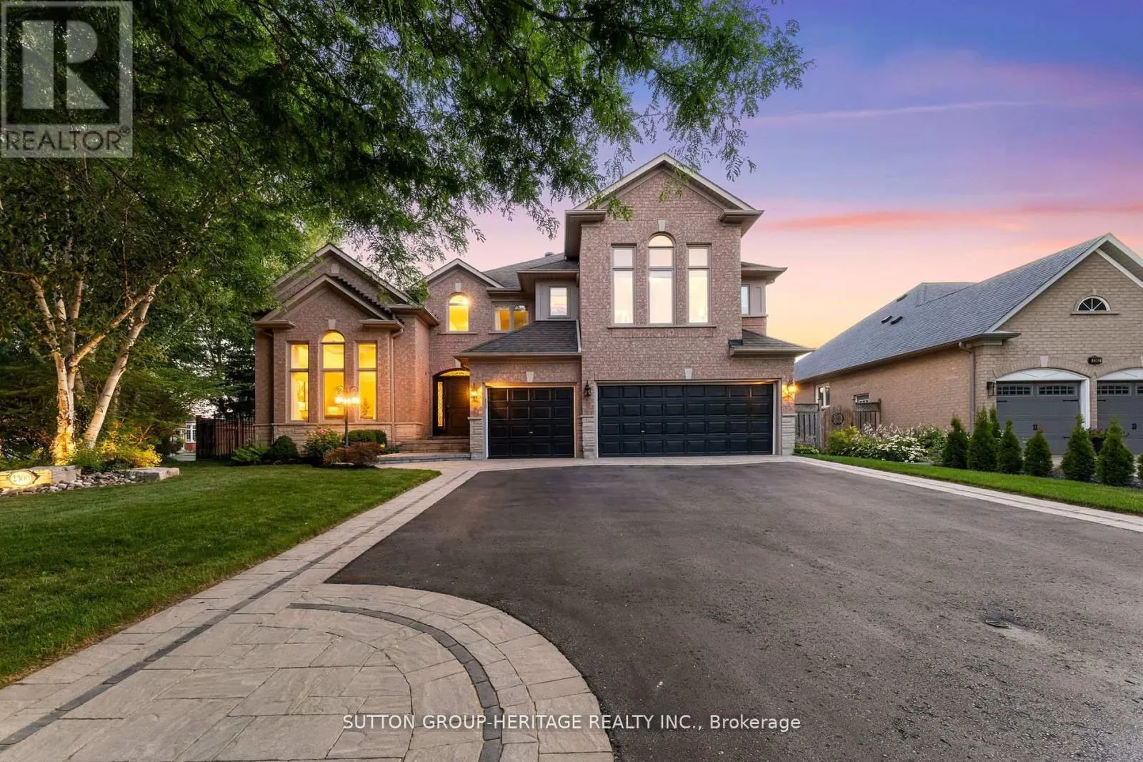 2300 ABBOTT CRESCENT