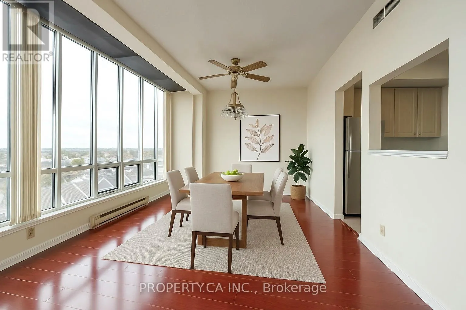 812 - 25 CUMBERLAND LANE