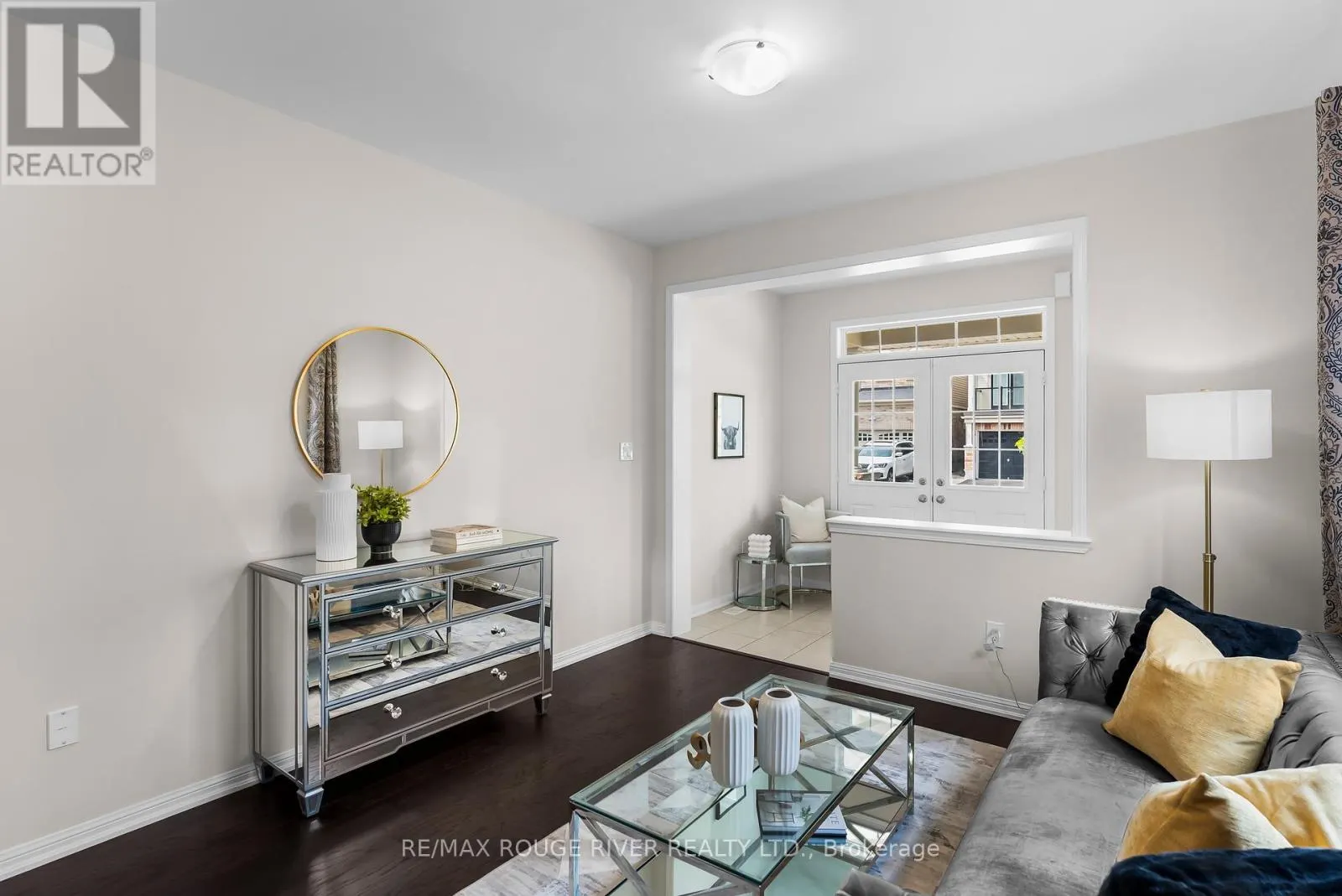 1862 PARKHURST CRESCENT