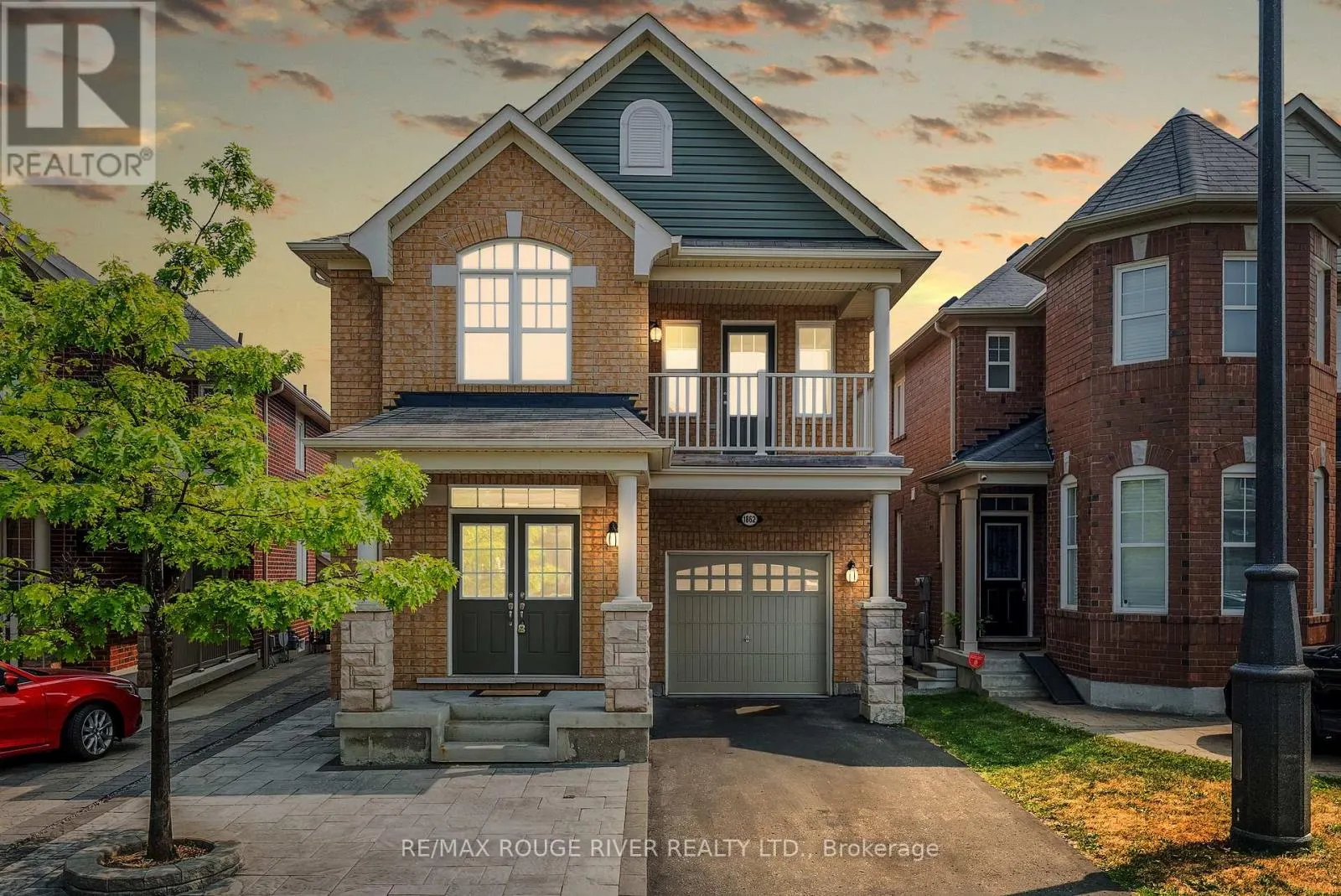 1862 PARKHURST CRESCENT