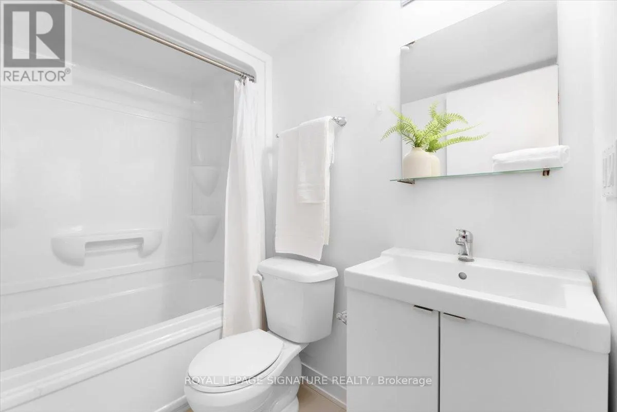 49 - 1740 SIMCOE STREET N