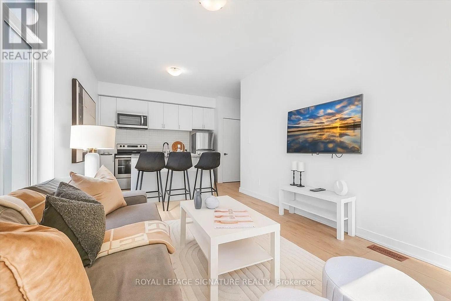 49 - 1740 SIMCOE STREET N