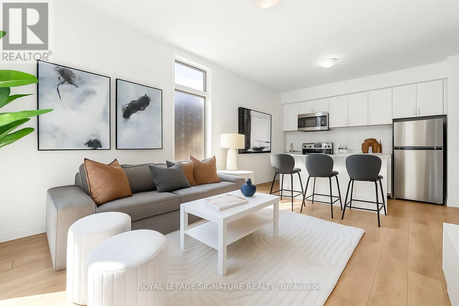 49 - 1740 SIMCOE STREET N