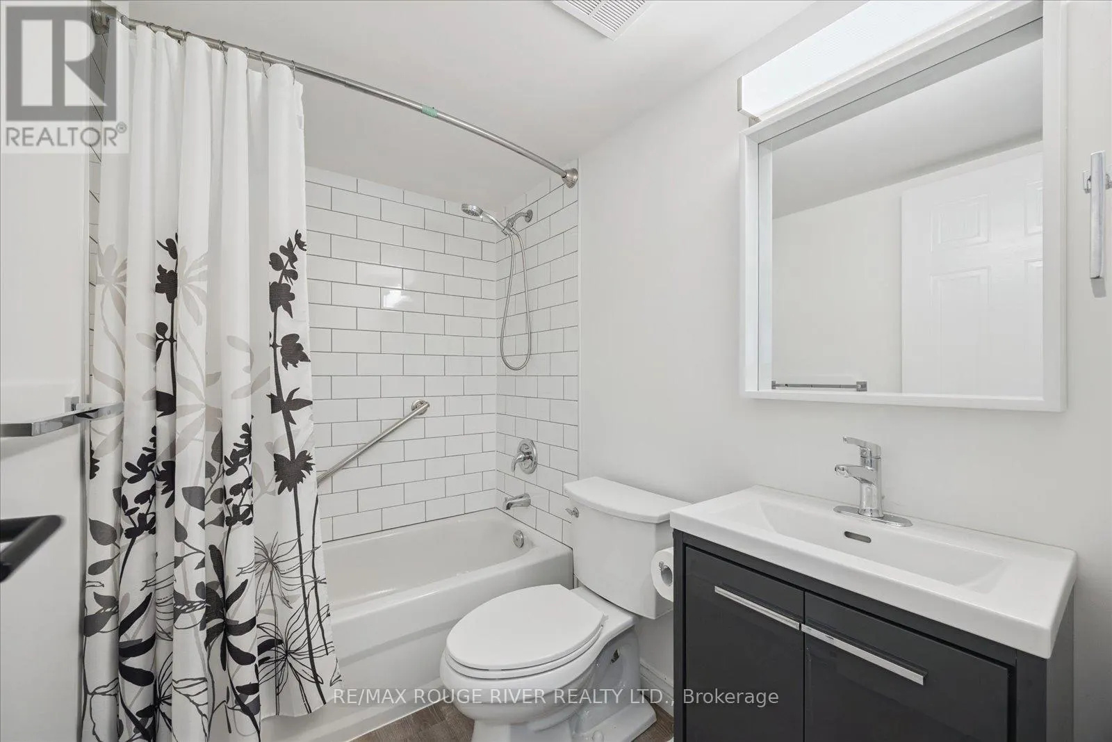 601 - 144 QUEEN STREET, #601