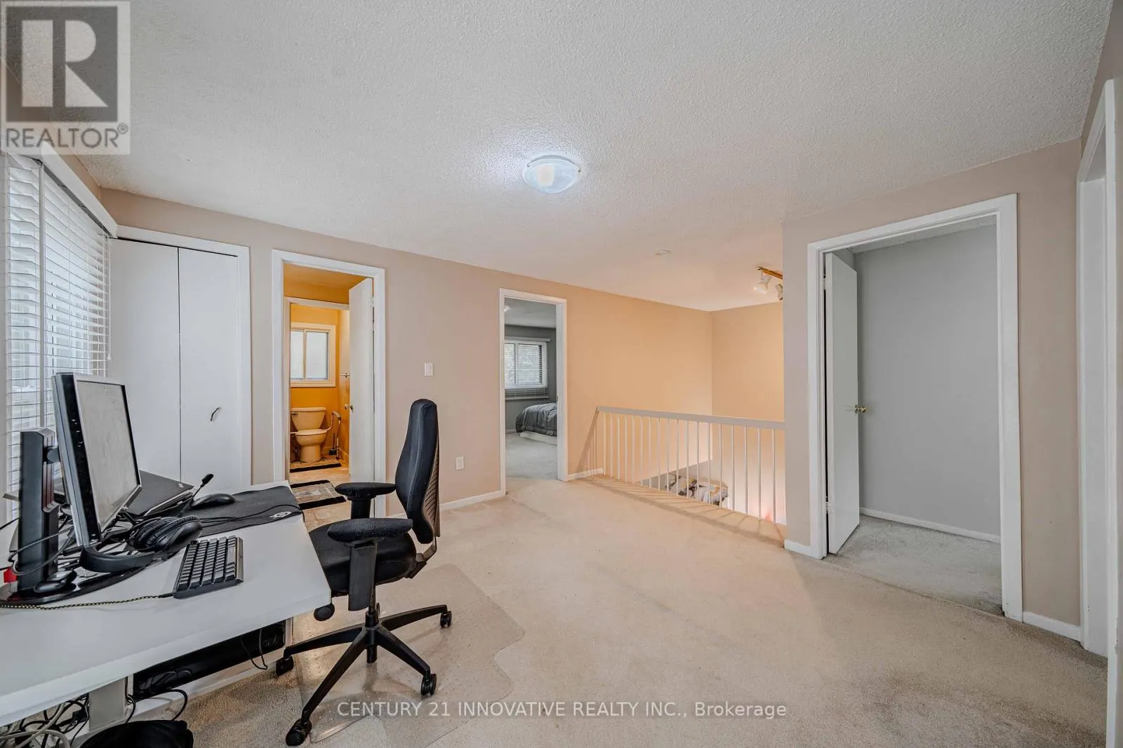 1764 LISTOWELL CRESCENT
