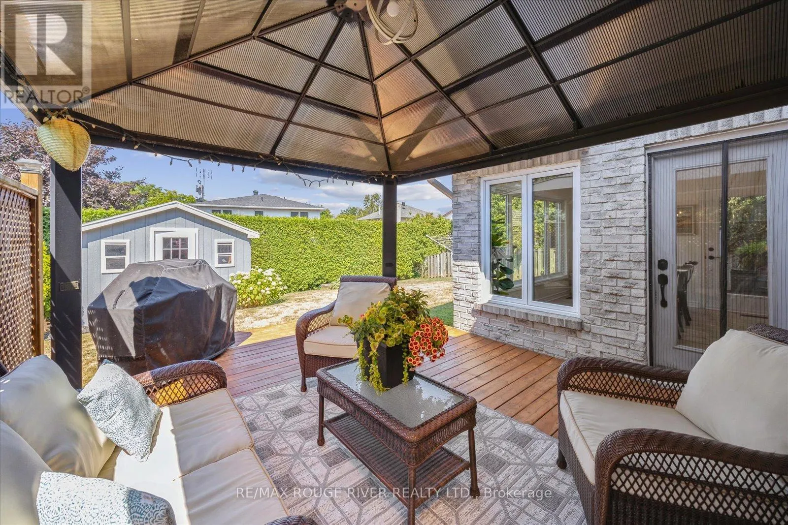 63 CANADIAN OAKS DRIVE