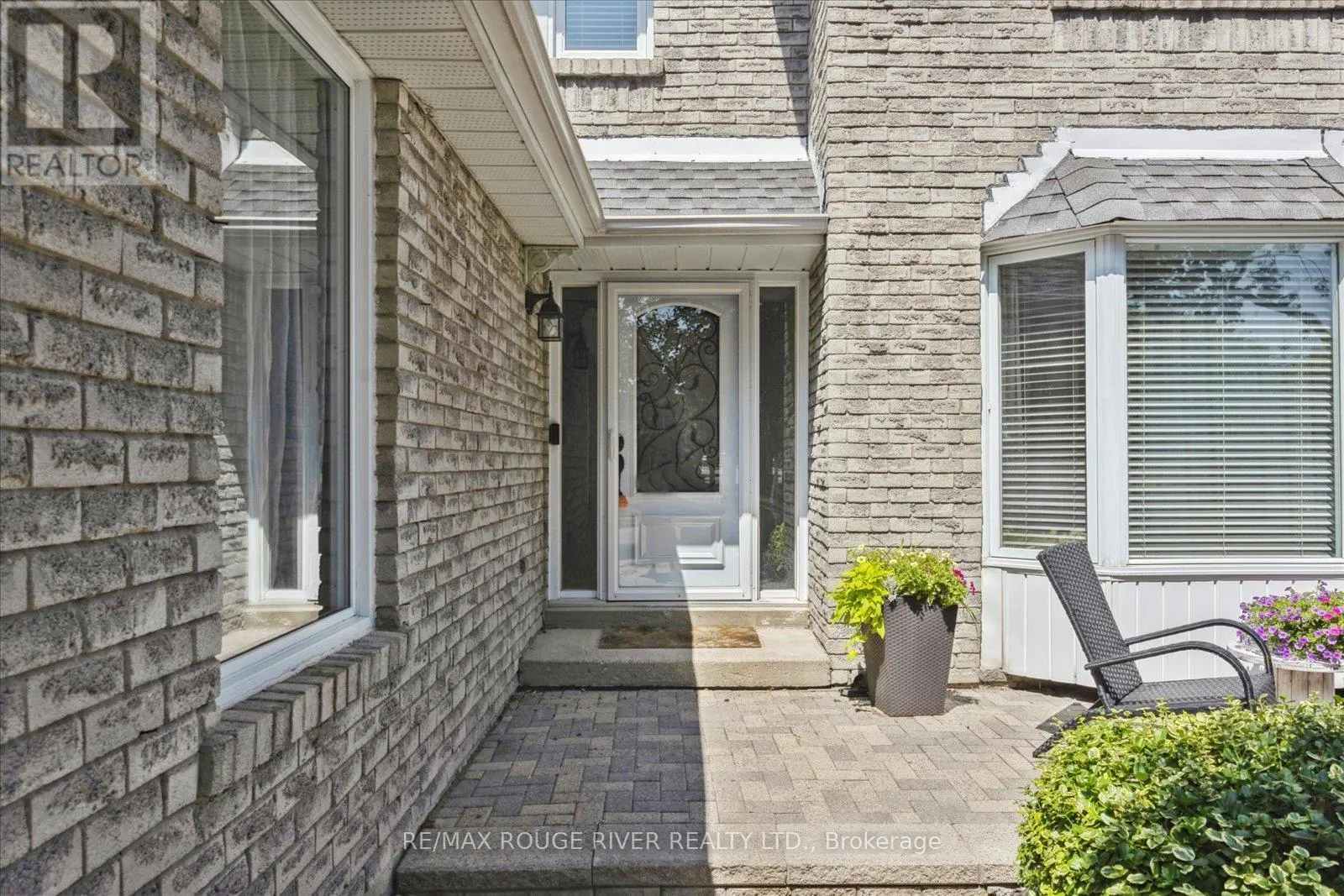 63 CANADIAN OAKS DRIVE